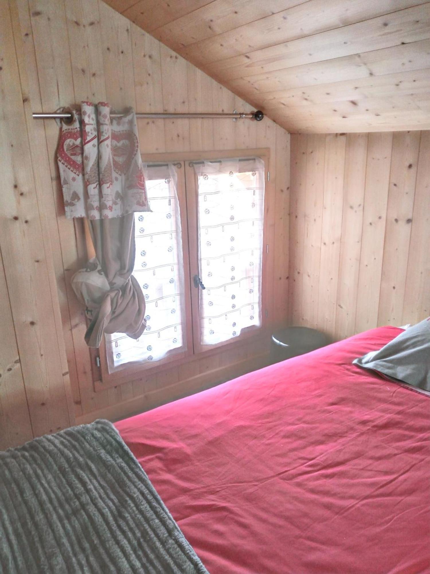 Studio Confortable A Taninges 25 M² Avec Vue Sur Jardin מראה חיצוני תמונה